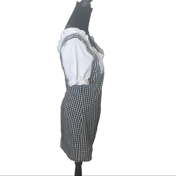 Byee, Size M, Balck and white Gingham dress, on or off shoulder NWOT - Picture 2 of 4